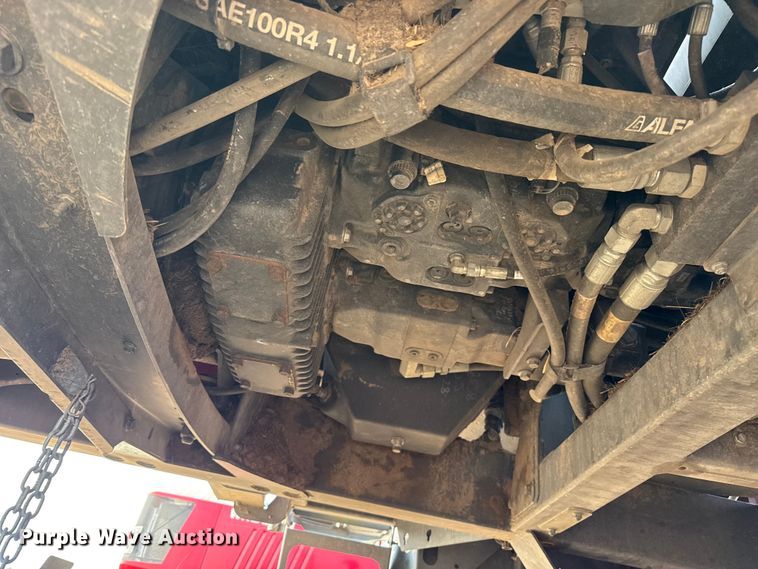 image for item EW4158 2022 Massey Ferguson WR9980 swather / windrower
