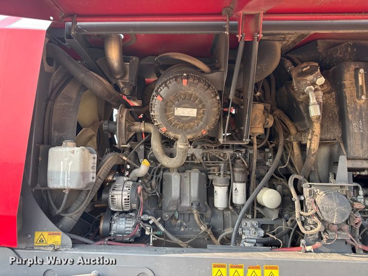 image for item EW4158 2022 Massey Ferguson WR9980 swather / windrower