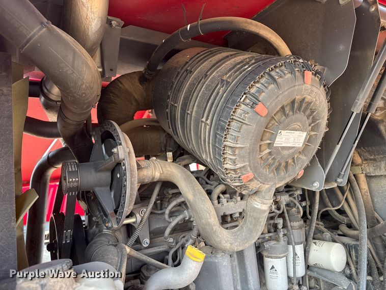 image for item EW4158 2022 Massey Ferguson WR9980 swather / windrower