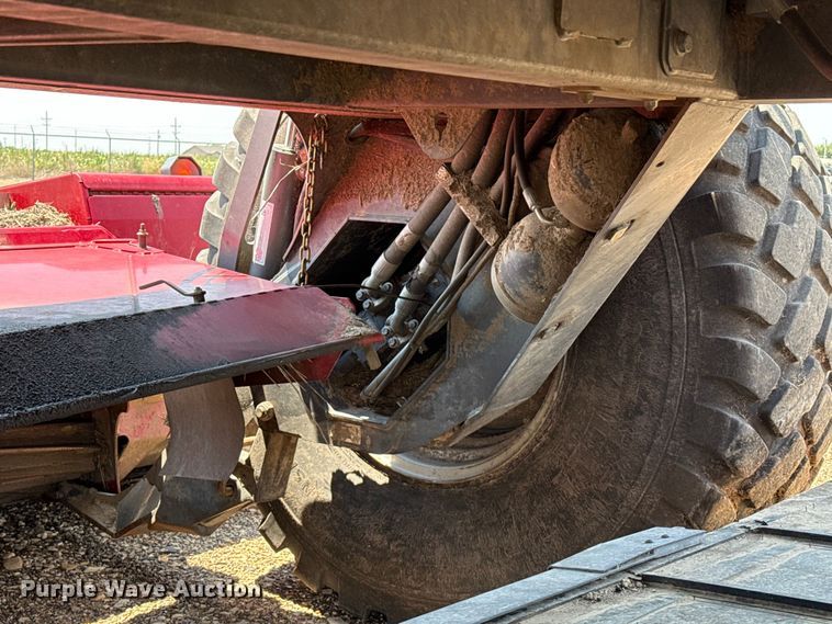 image for item EW4158 2022 Massey Ferguson WR9980 swather / windrower