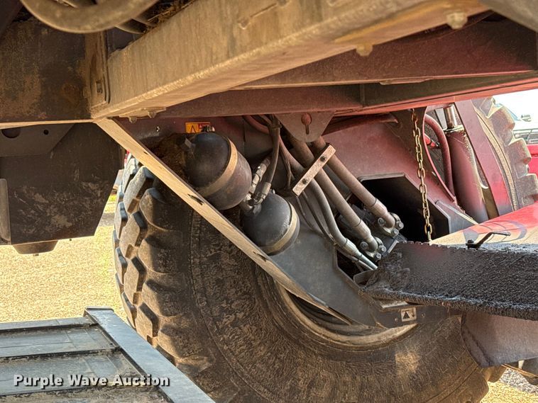 image for item EW4158 2022 Massey Ferguson WR9980 swather / windrower