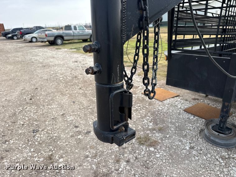 image for item EW4177 2013 Neckover Trailers GL28-3-7KE livestock trailer