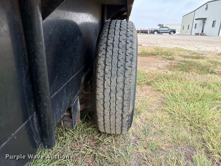 image for item EW4177 2013 Neckover Trailers GL28-3-7KE livestock trailer