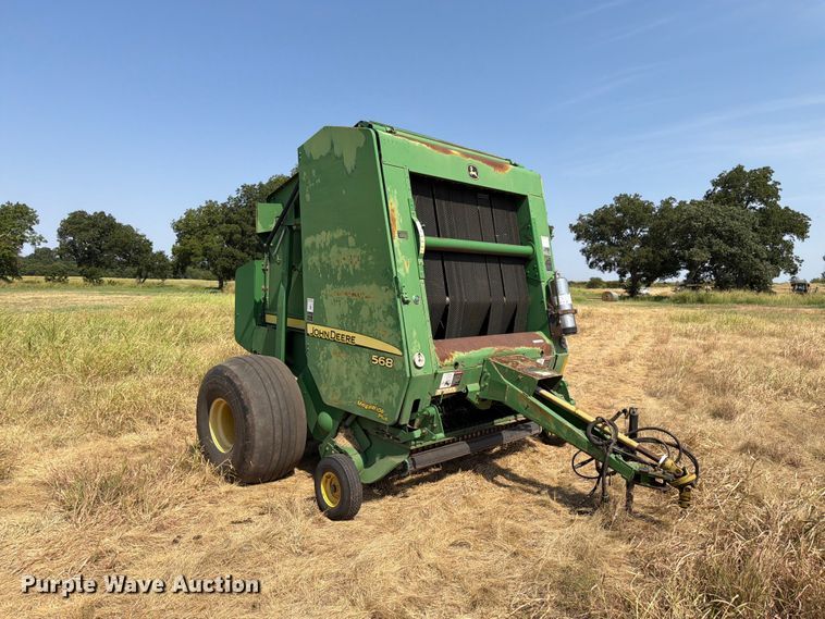image for item EW8629 2007 John Deere 568 Megawide Plus round baler