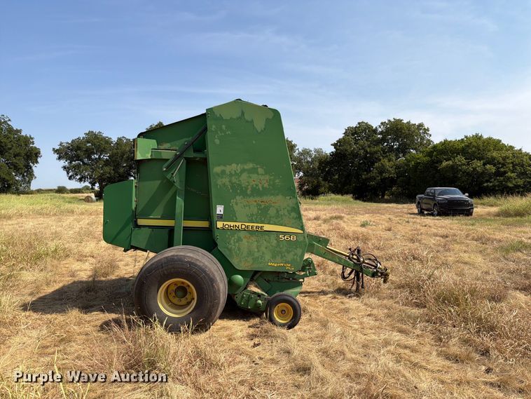 image for item EW8629 2007 John Deere 568 Megawide Plus round baler