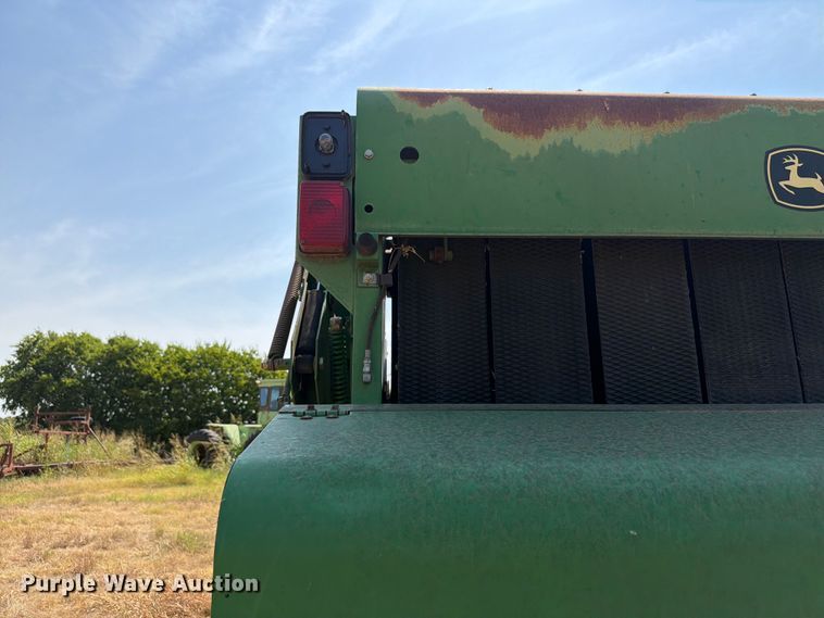 image for item EW8629 2007 John Deere 568 Megawide Plus round baler