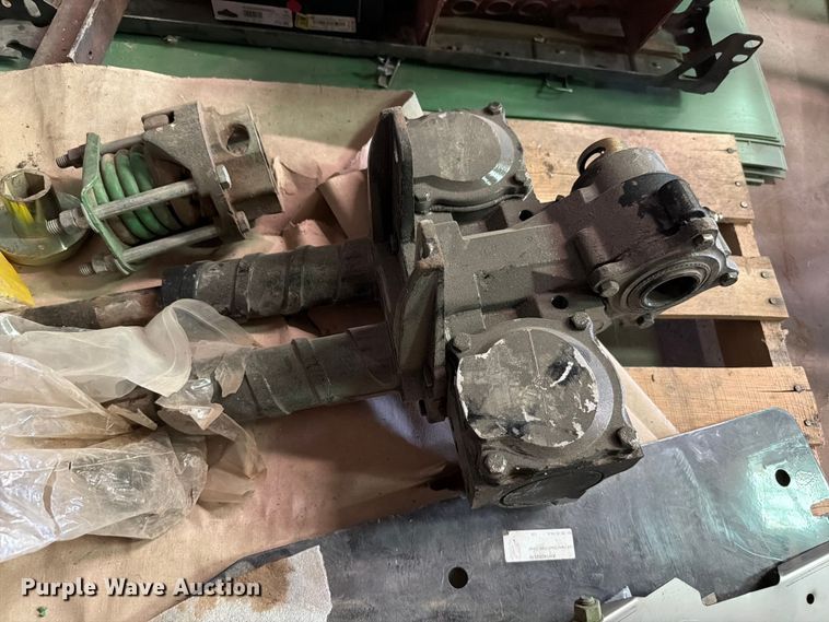image for item EW8647 2005 John Deere 1293 corn head
