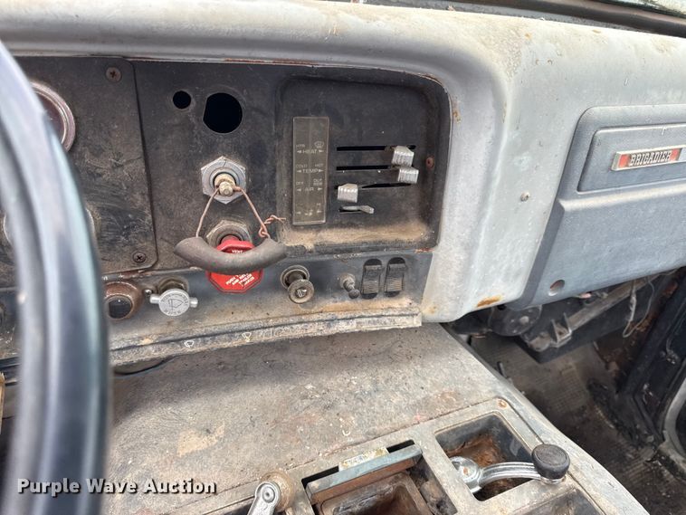 image for item EX2094 1984 GMC Brigadier semi truck