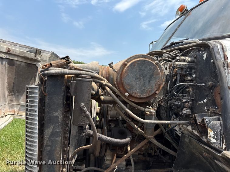 image for item EX2094 1984 GMC Brigadier semi truck