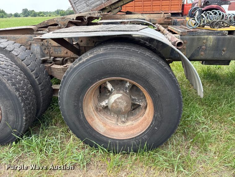 image for item EX2094 1984 GMC Brigadier semi truck