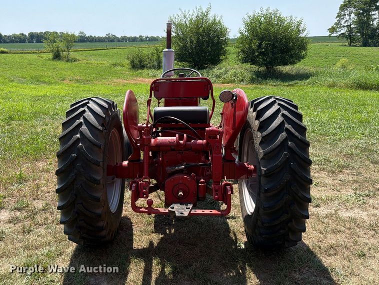 image for item EX4594 1956 International 300 tractor