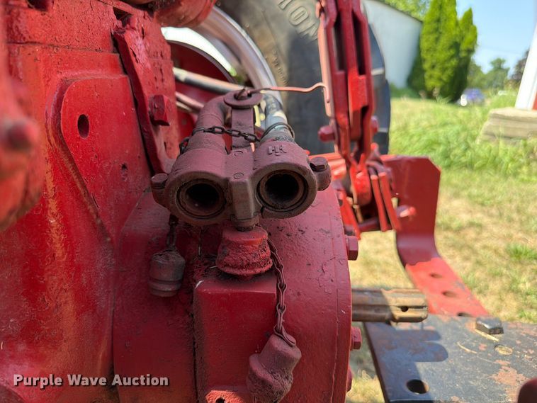 image for item EX4594 1956 International 300 tractor