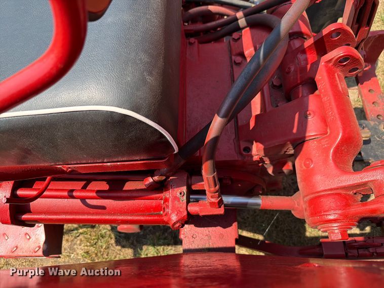 image for item EX4594 1956 International 300 tractor