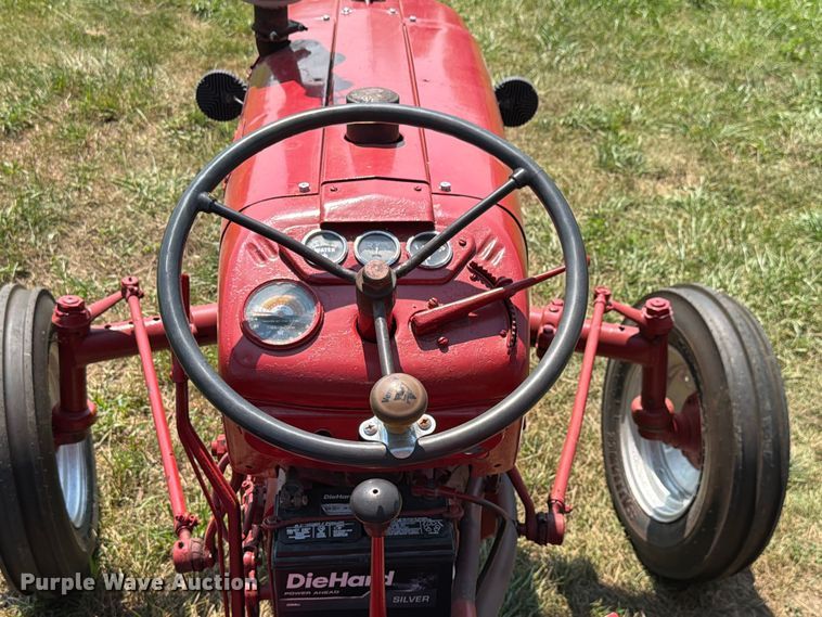 image for item EX4594 1956 International 300 tractor