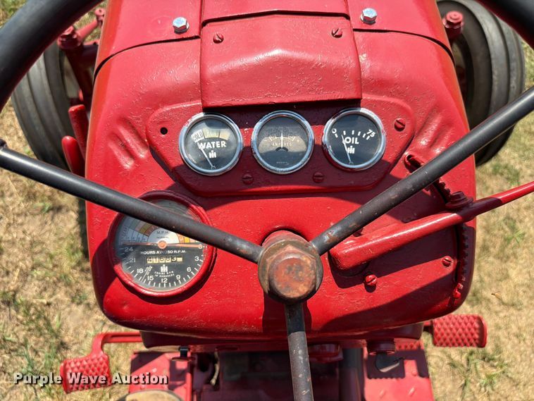 image for item EX4594 1956 International 300 tractor