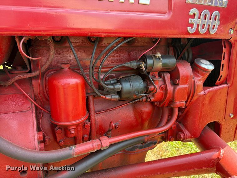 image for item EX4594 1956 International 300 tractor