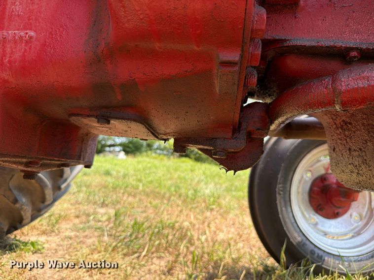 image for item EX4594 1956 International 300 tractor
