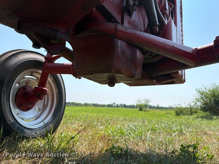 image for item EX4594 1956 International 300 tractor