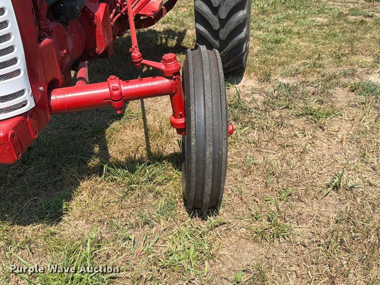 image for item EX4594 1956 International 300 tractor