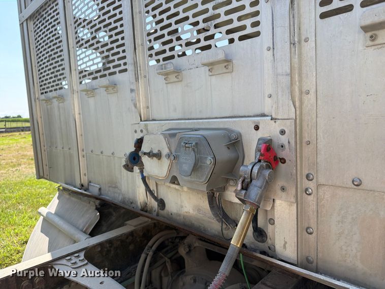 image for item FB5844 2008 M.h. Eby, Inc Trans Pork livestock trailer