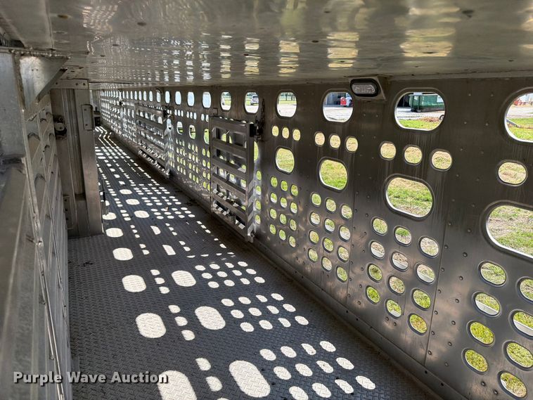 image for item FB5844 2008 M.h. Eby, Inc Trans Pork livestock trailer