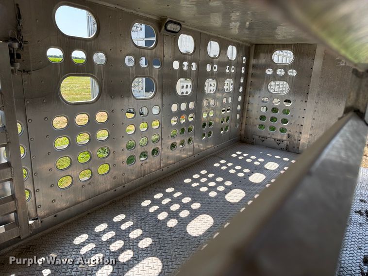 image for item FB5844 2008 M.h. Eby, Inc Trans Pork livestock trailer
