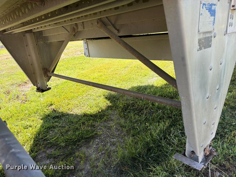 image for item FB5844 2008 M.h. Eby, Inc Trans Pork livestock trailer