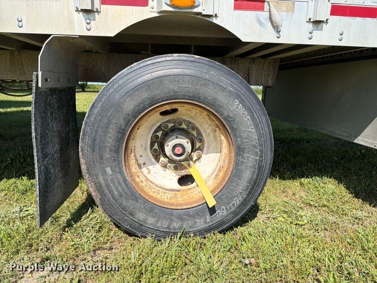 image for item FB5844 2008 M.h. Eby, Inc Trans Pork livestock trailer