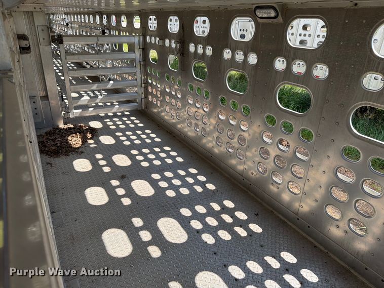 image for item FB5845 2008 M.h. Eby, Inc livestock trailer