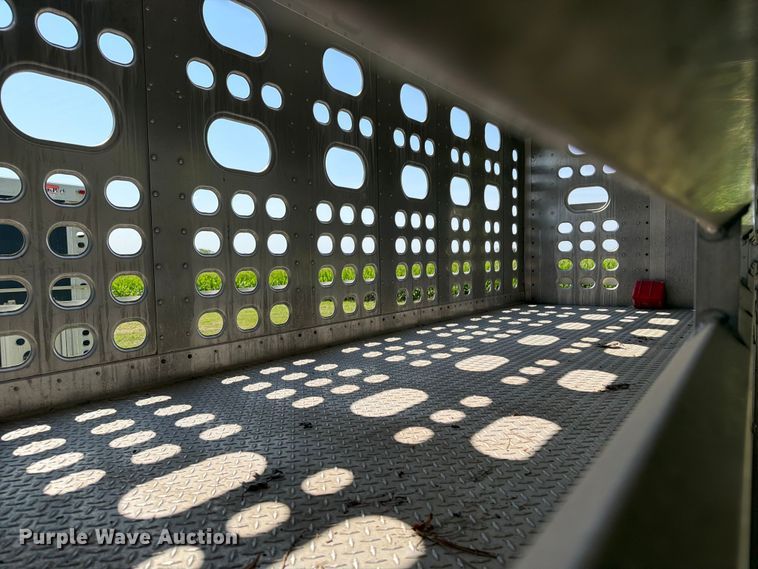 image for item FB5845 2008 M.h. Eby, Inc livestock trailer