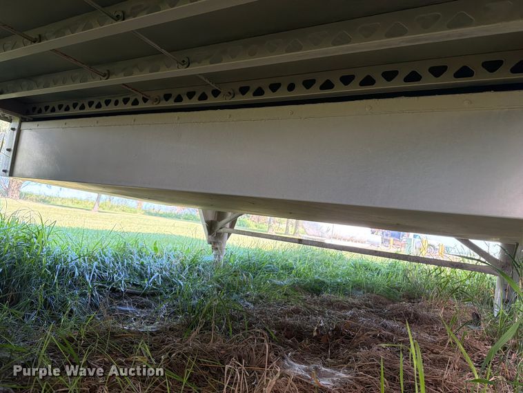 image for item FB5845 2008 M.h. Eby, Inc livestock trailer