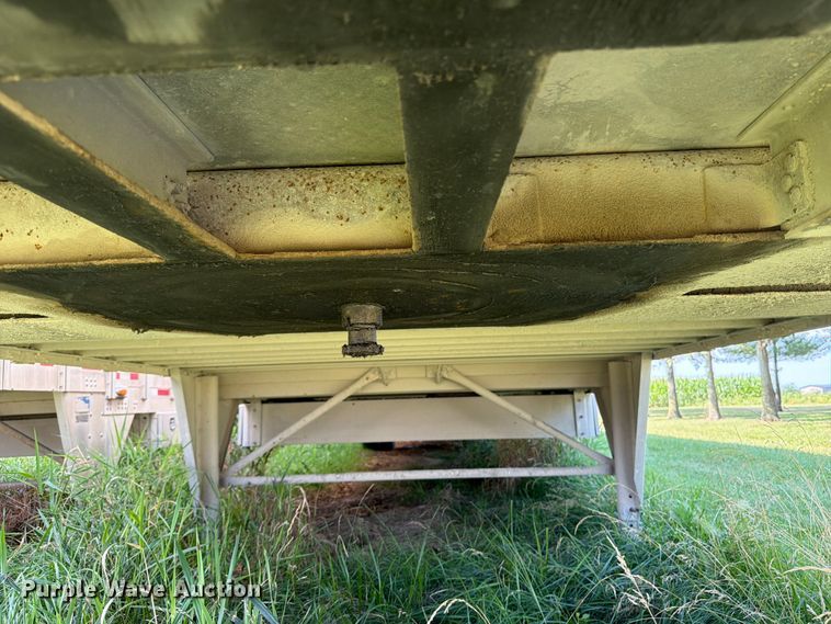 image for item FB5845 2008 M.h. Eby, Inc livestock trailer