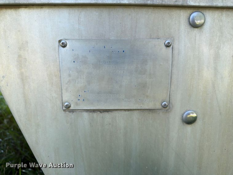 image for item FB5845 2008 M.h. Eby, Inc livestock trailer