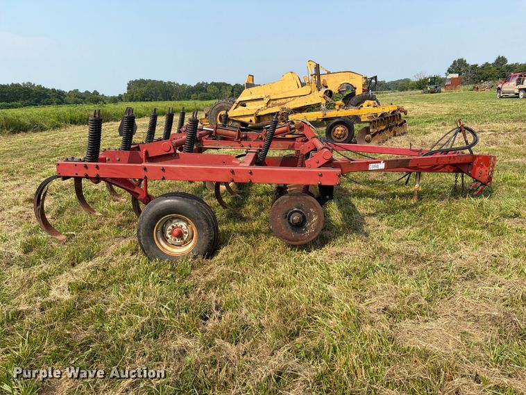 image for item FB5850 Case IH 6500 Conser-Till disk ripper