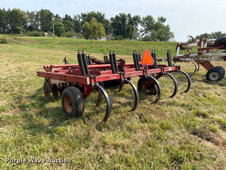 image for item FB5850 Case IH 6500 Conser-Till disk ripper