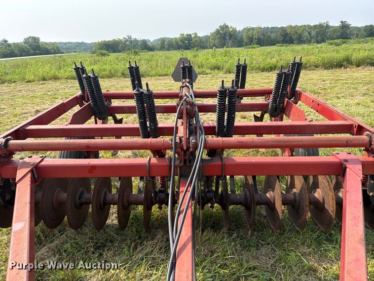 image for item FB5850 Case IH 6500 Conser-Till disk ripper