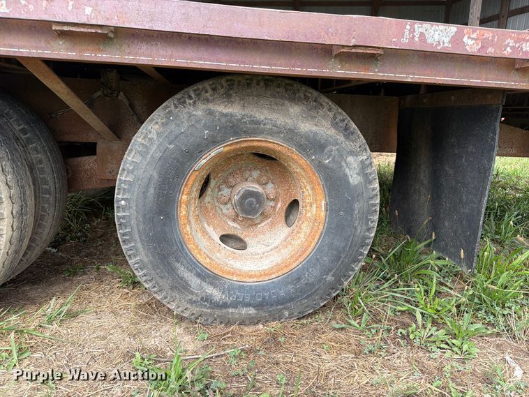 image for item FB5867 1996 Keifer Built equipment trailer