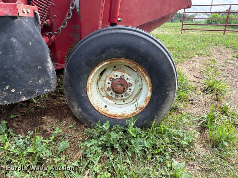image for item FB5871 Case International 8312 disc mower