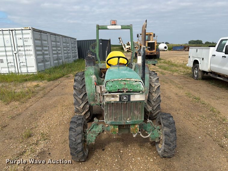 image for item FB5896 John Deere 870 MFWD tractor