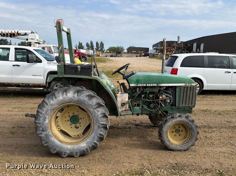 image for item FB5896 John Deere 870 MFWD tractor
