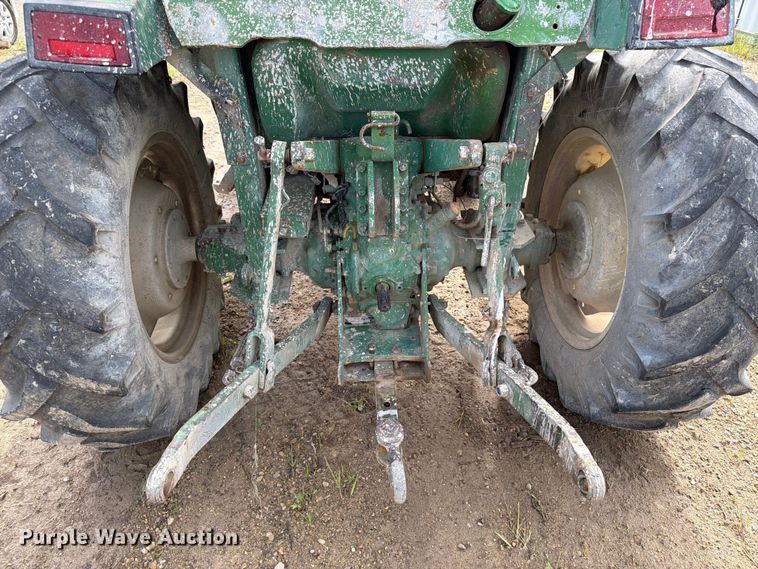 image for item FB5896 John Deere 870 MFWD tractor
