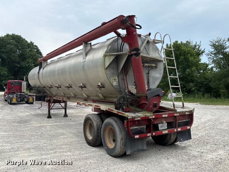 image for item FC2005 2005 Warren AT-36-SER9 feed delivery trailer