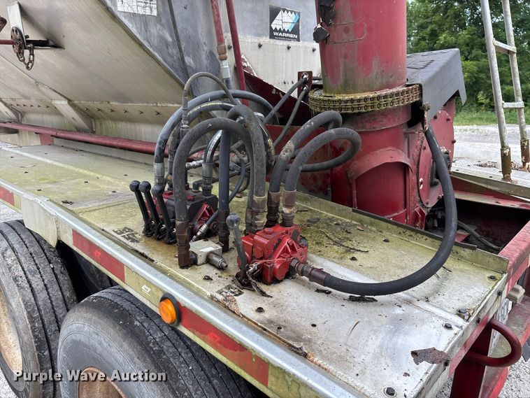 image for item FC2005 2005 Warren AT-36-SER9 feed delivery trailer