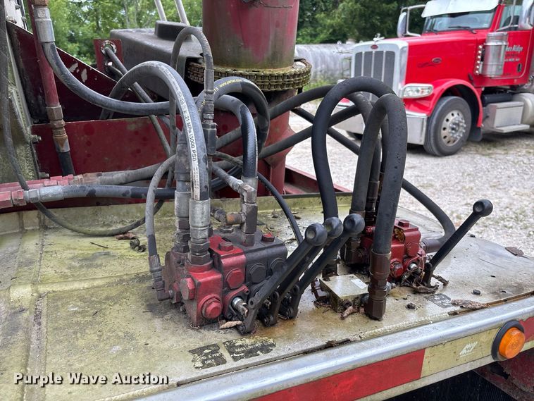 image for item FC2005 2005 Warren AT-36-SER9 feed delivery trailer