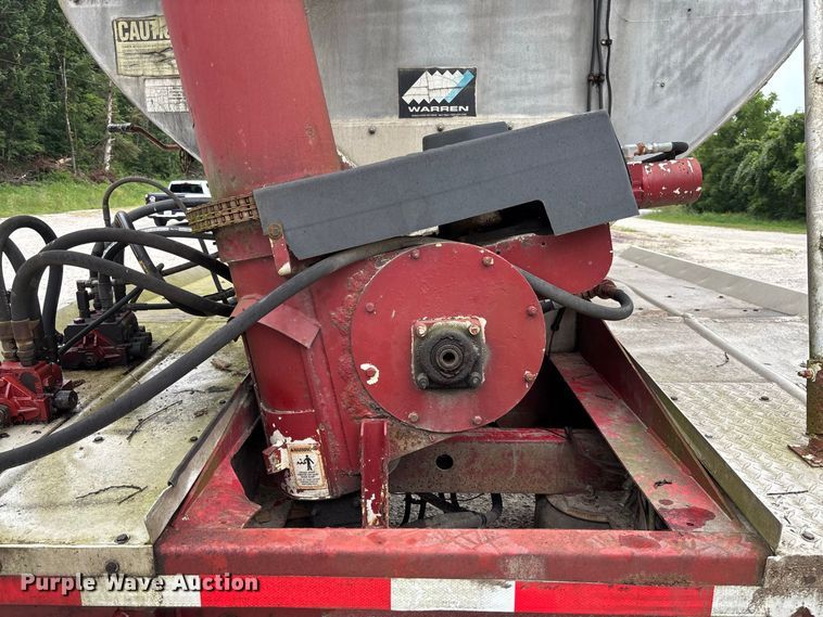 image for item FC2005 2005 Warren AT-36-SER9 feed delivery trailer