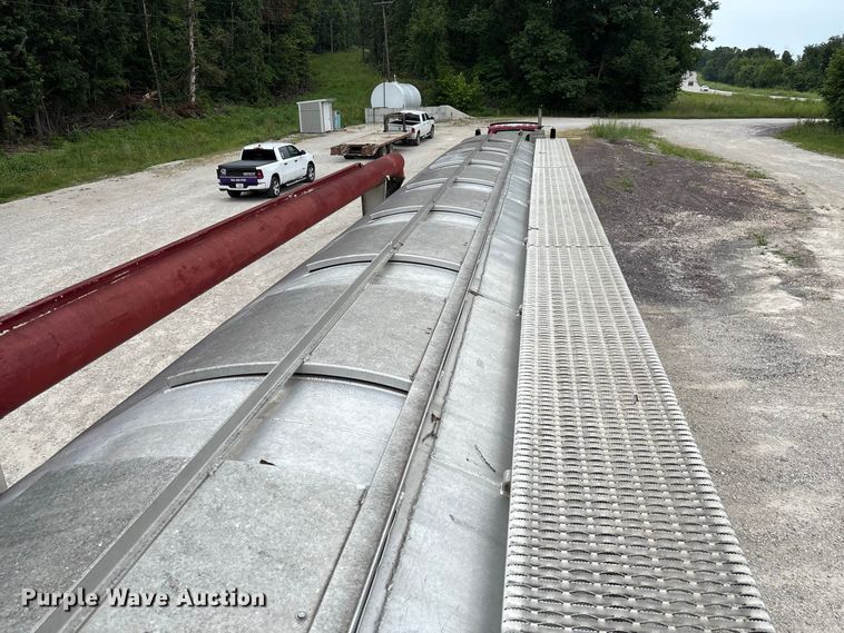 image for item FC2005 2005 Warren AT-36-SER9 feed delivery trailer
