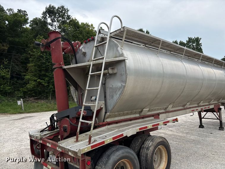 image for item FC2005 2005 Warren AT-36-SER9 feed delivery trailer
