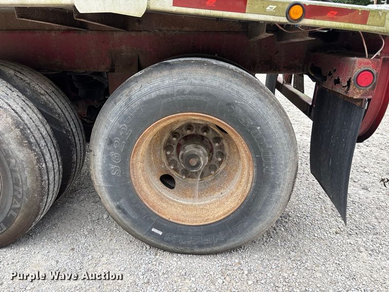 image for item FC2005 2005 Warren AT-36-SER9 feed delivery trailer