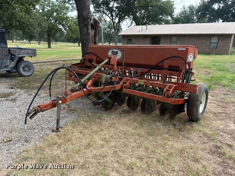 Tye 104-4474 no-till grain drill