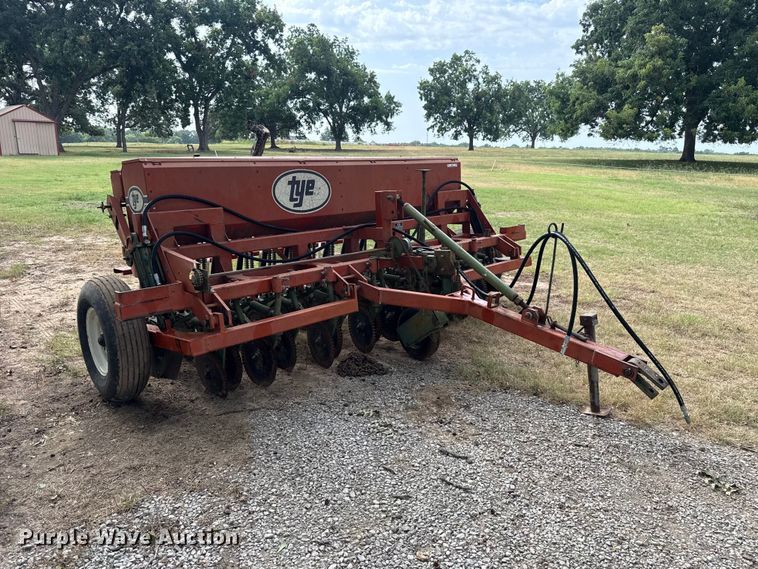 image for item FC4117 Tye 104-4474 no-till grain drill